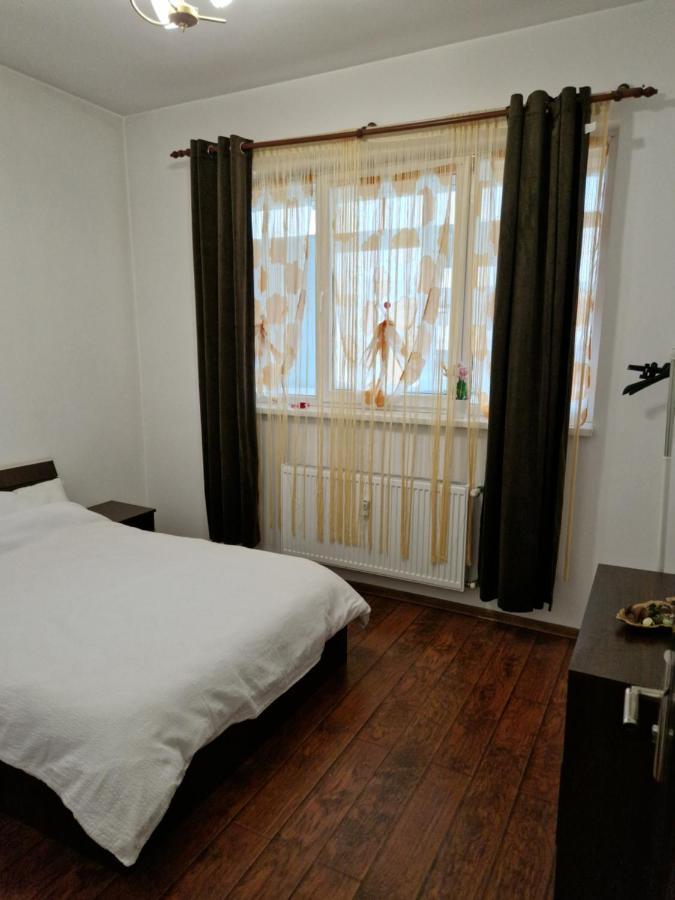 Charming Apartment With Private Terrace Bukarest Eksteriør billede